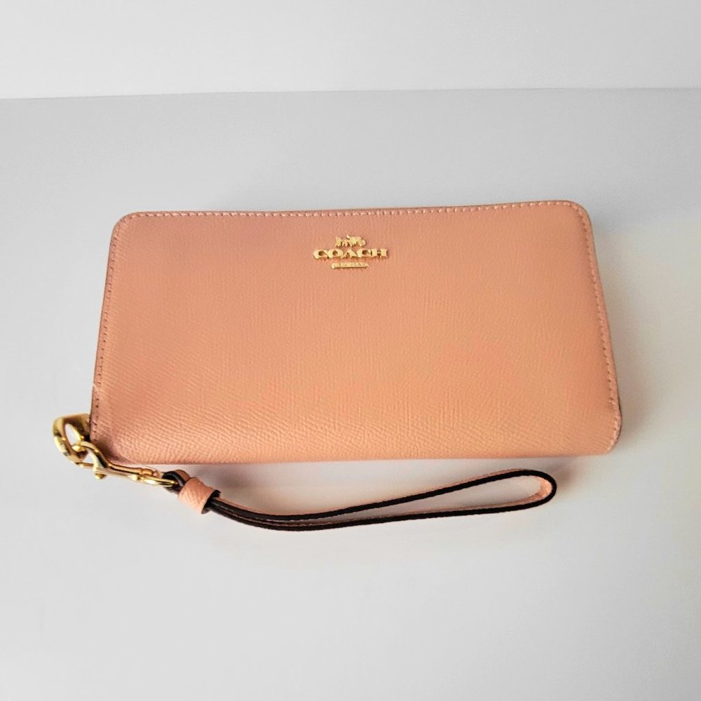 Coach C3441 Crossgrain Long Zip Around Wallet Wristlet Shell Pink Leather